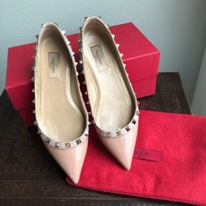VALENTINO Rockstud Flats - Nude - Size 37.5